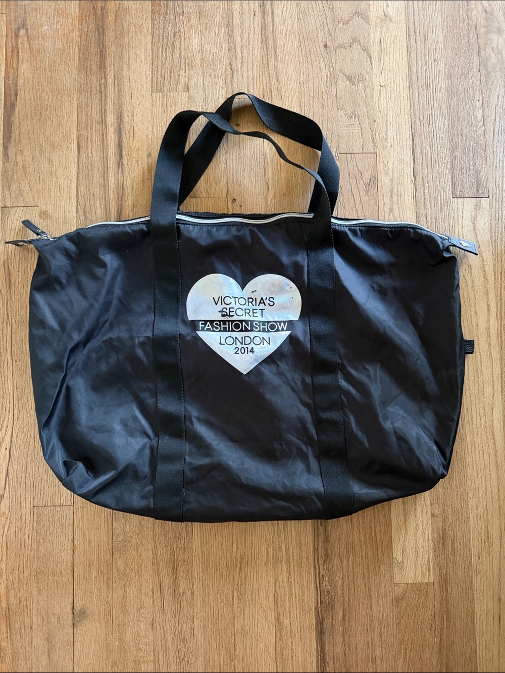 Victoria’s Secret Fashion Show London 2014 Limited Edition Tote Bag Black